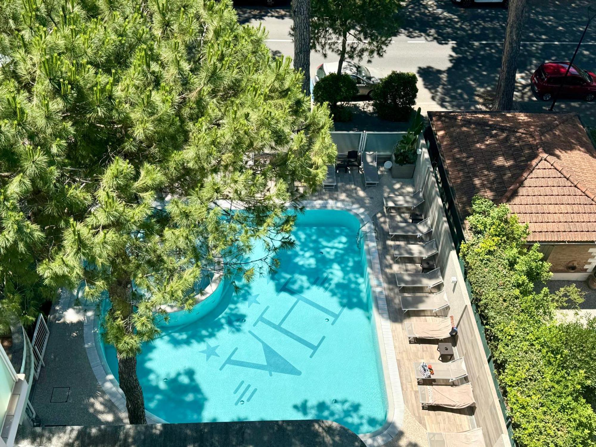 Hotel Alexander Milano Marittima Esterno foto