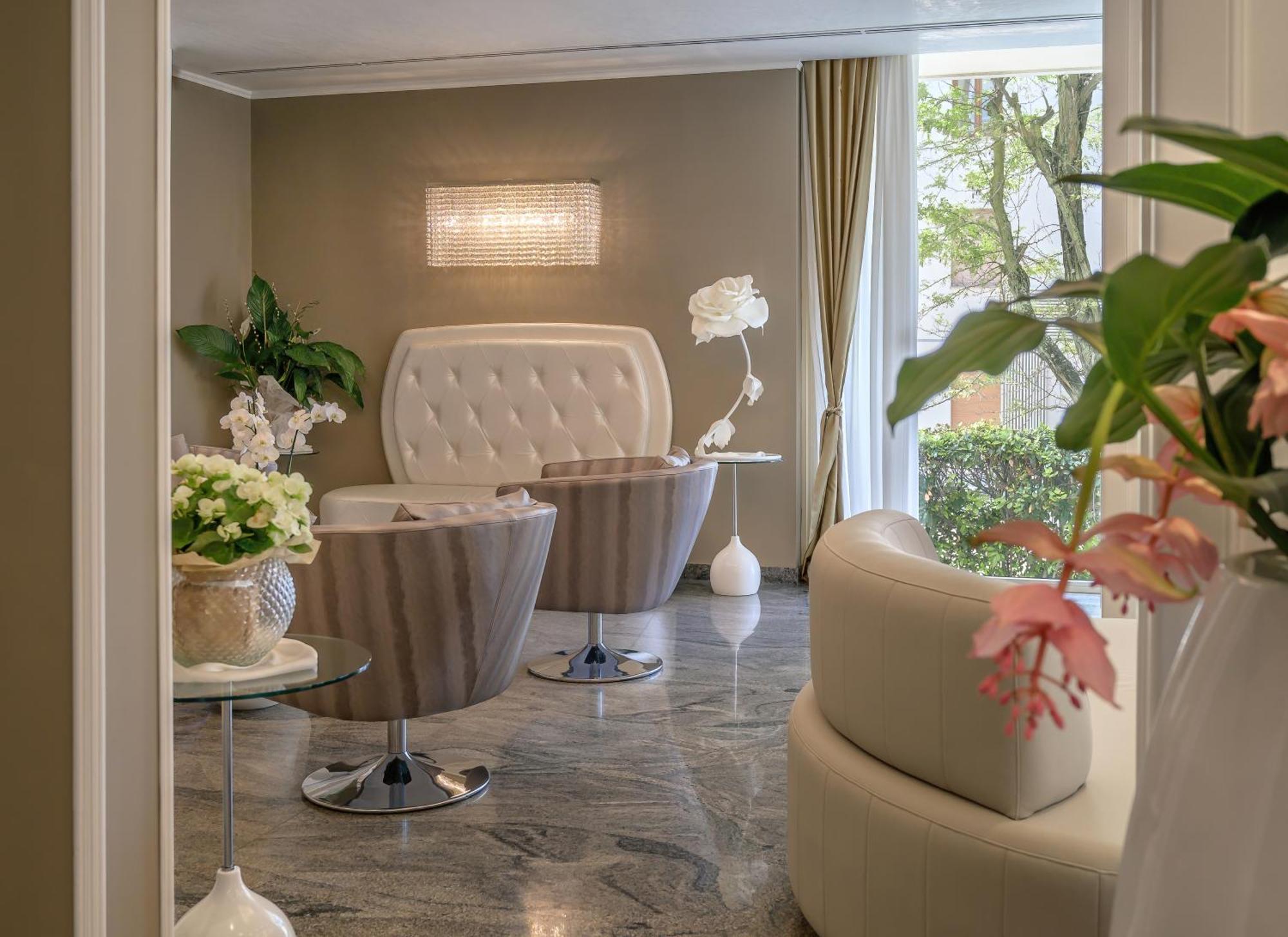 Hotel Alexander Milano Marittima Esterno foto