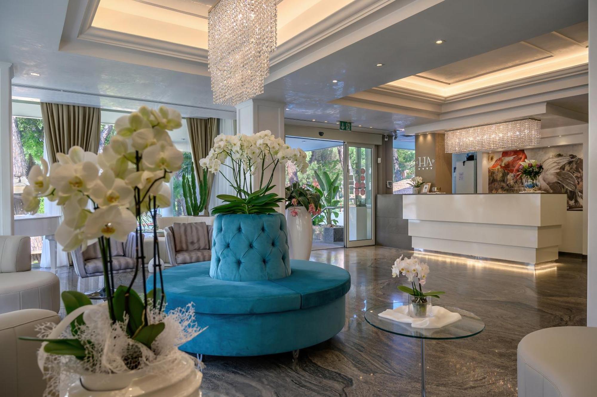 Hotel Alexander Milano Marittima Esterno foto