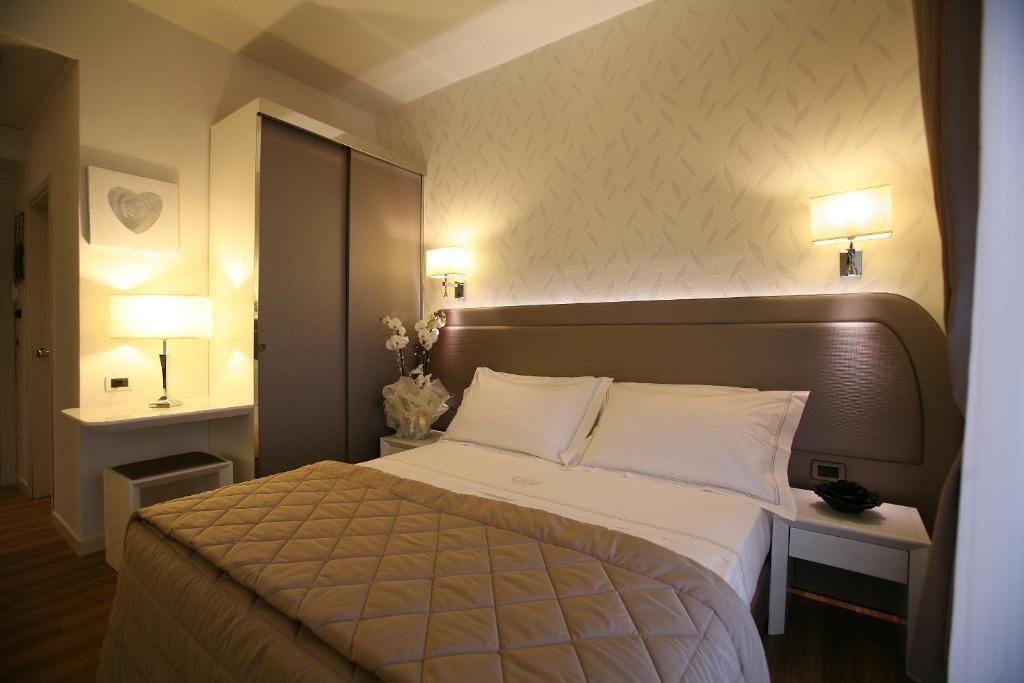 Hotel Alexander Milano Marittima Camera foto
