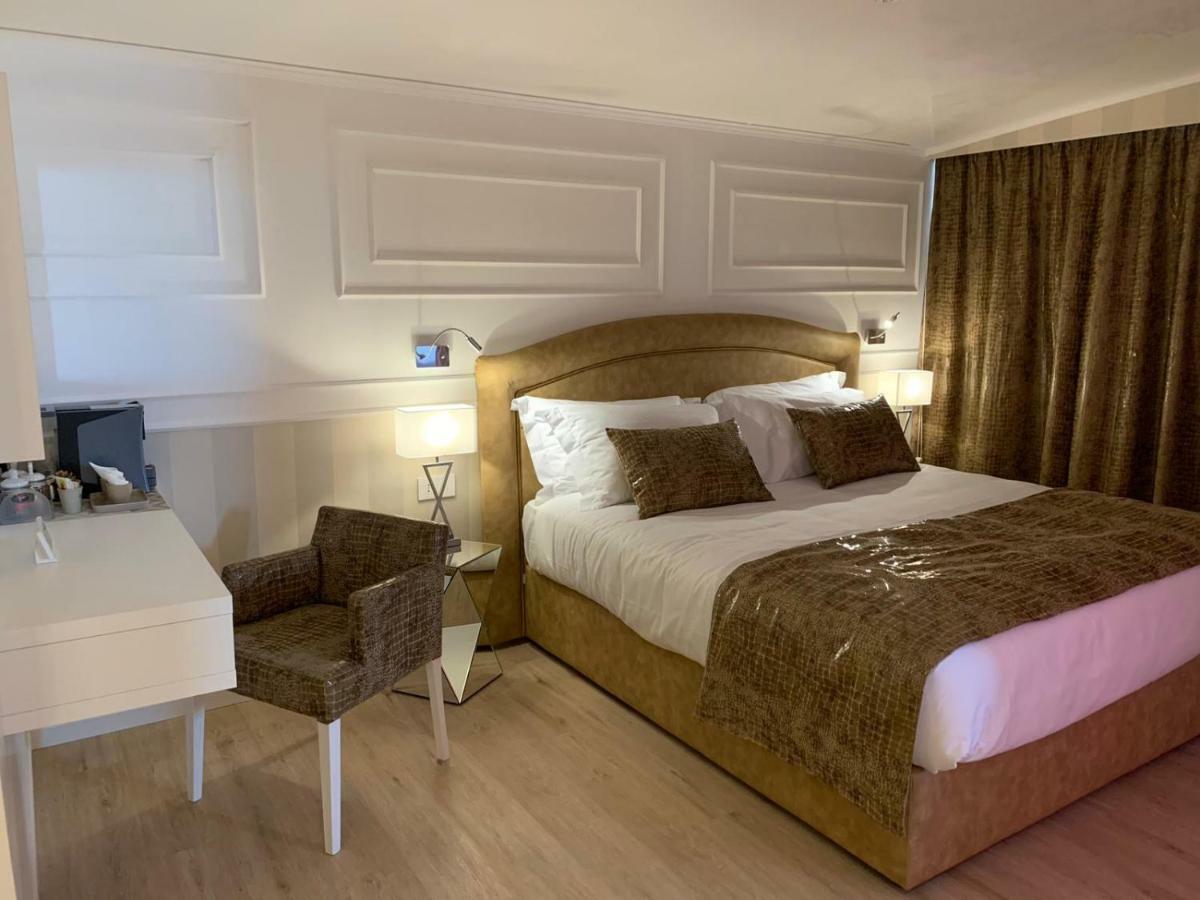 Hotel Alexander Milano Marittima Esterno foto
